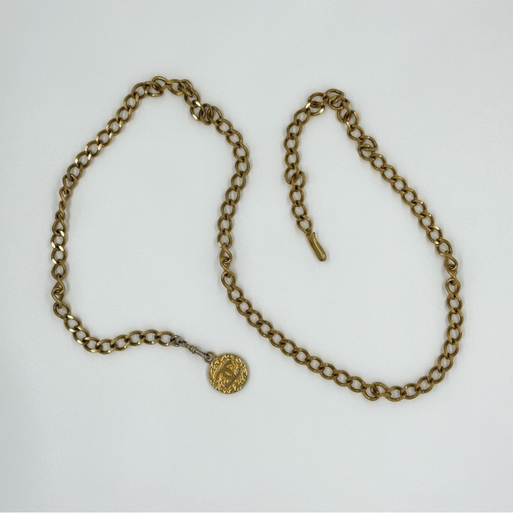 CHANEL Classic Chain Belt - 1982 - Picture 3 of 6